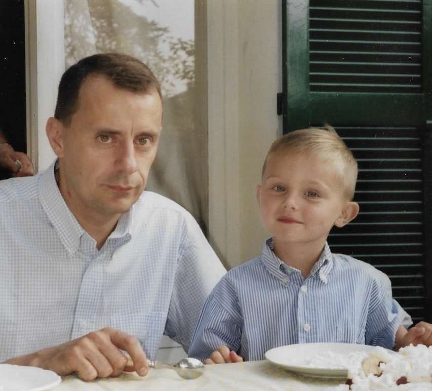 Louis Allard enfant aux côtés de son père